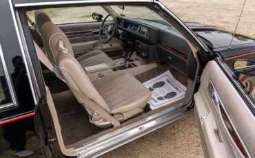 Oldsmobile-Cutlass-1983-Coupe-24