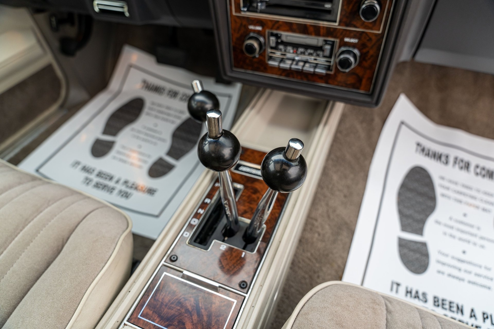 Oldsmobile-Cutlass-1983-Coupe-31