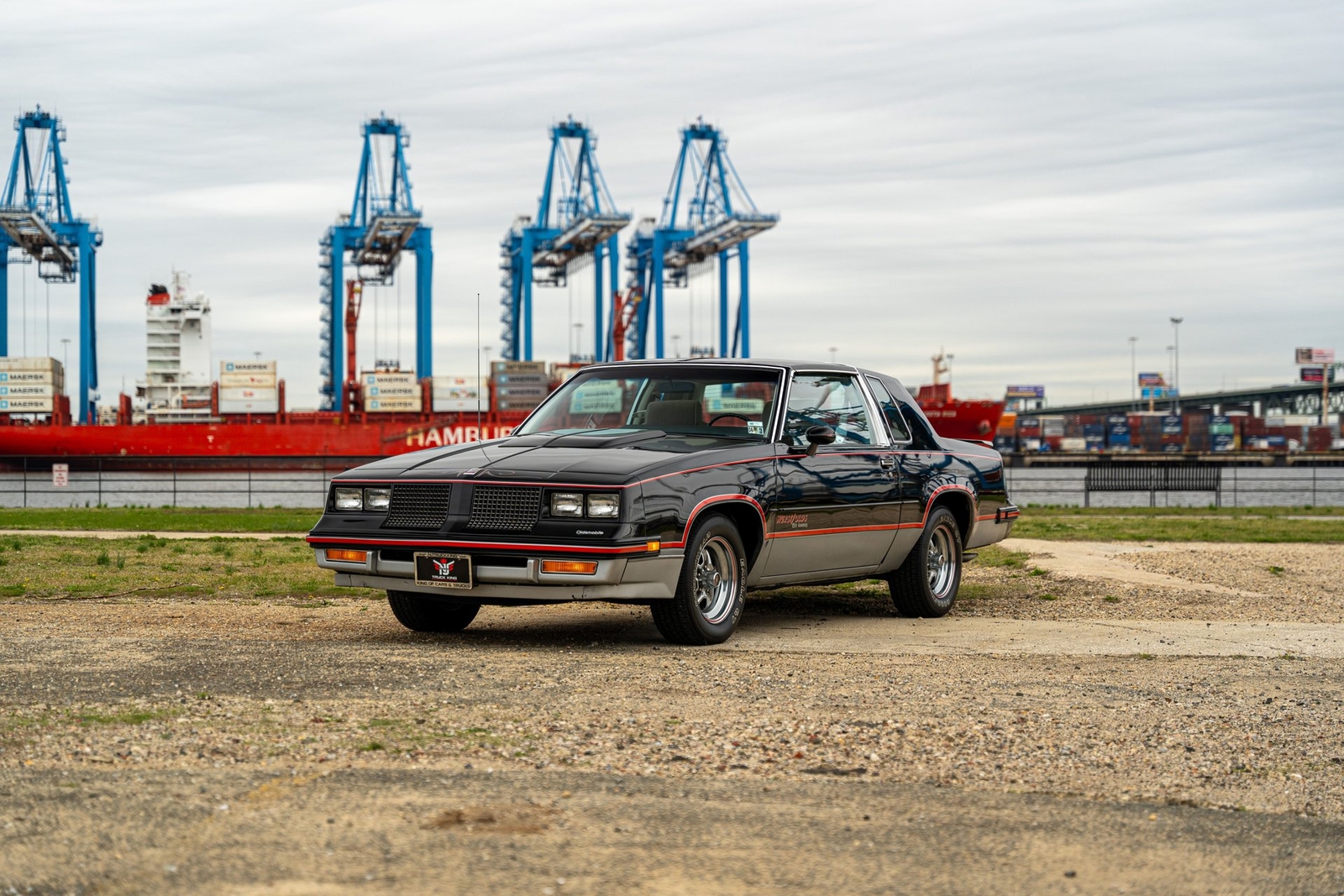 Oldsmobile-Cutlass-1983-Coupe-5