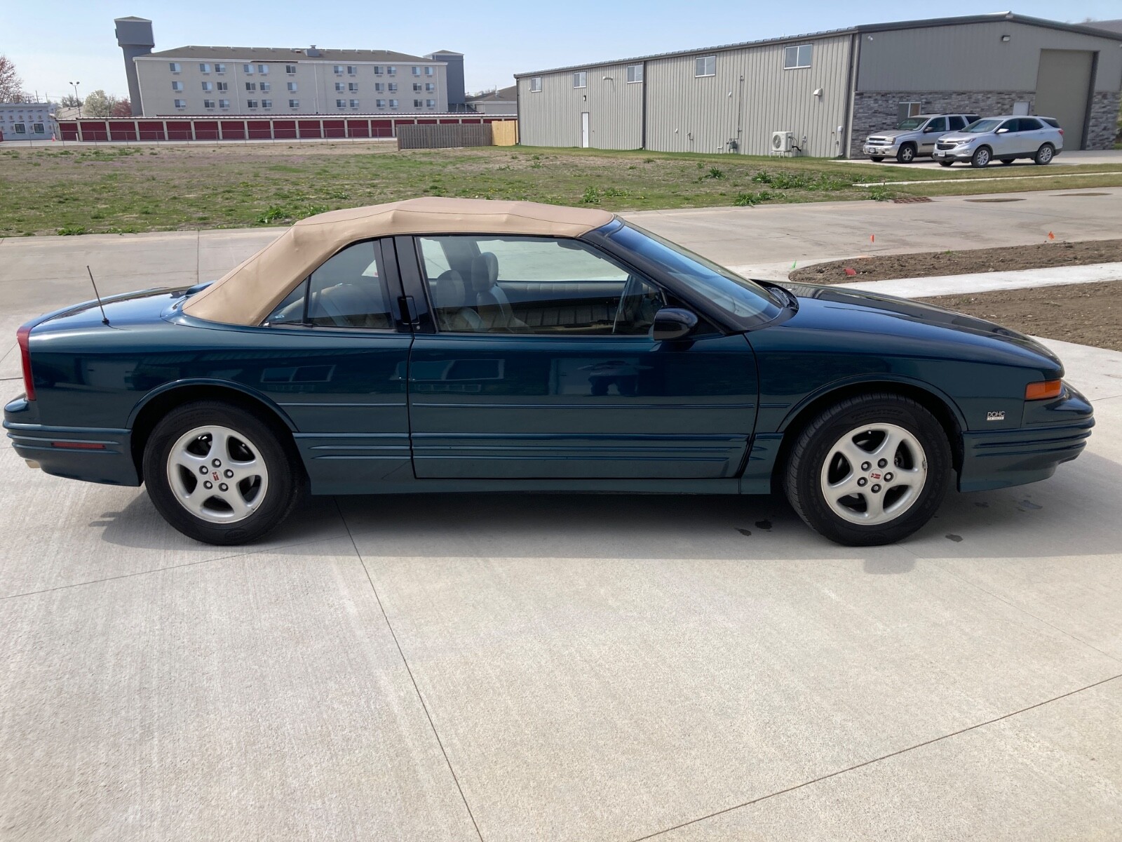 Oldsmobile-Cutlass-1995-Convertible-8