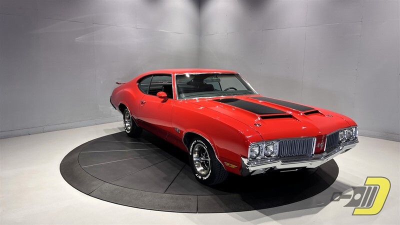 Oldsmobile-Cutlass-4-4-2-1970-Coupe-12