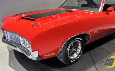 Oldsmobile-Cutlass-4-4-2-1970-Coupe-17