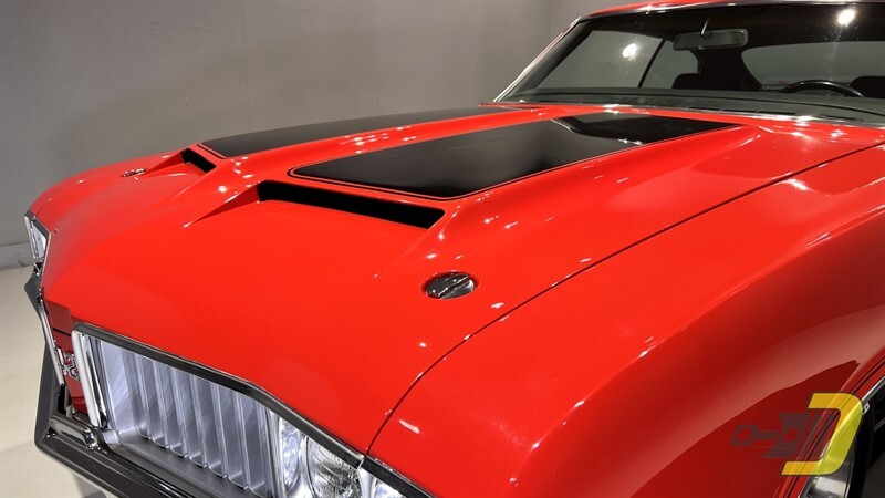 Oldsmobile-Cutlass-4-4-2-1970-Coupe-21