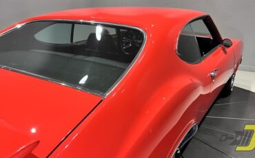 Oldsmobile-Cutlass-4-4-2-1970-Coupe-24