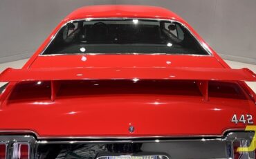 Oldsmobile-Cutlass-4-4-2-1970-Coupe-29