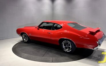 Oldsmobile-Cutlass-4-4-2-1970-Coupe-3