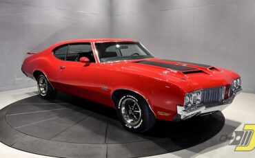 Oldsmobile-Cutlass-4-4-2-1970-Coupe-33