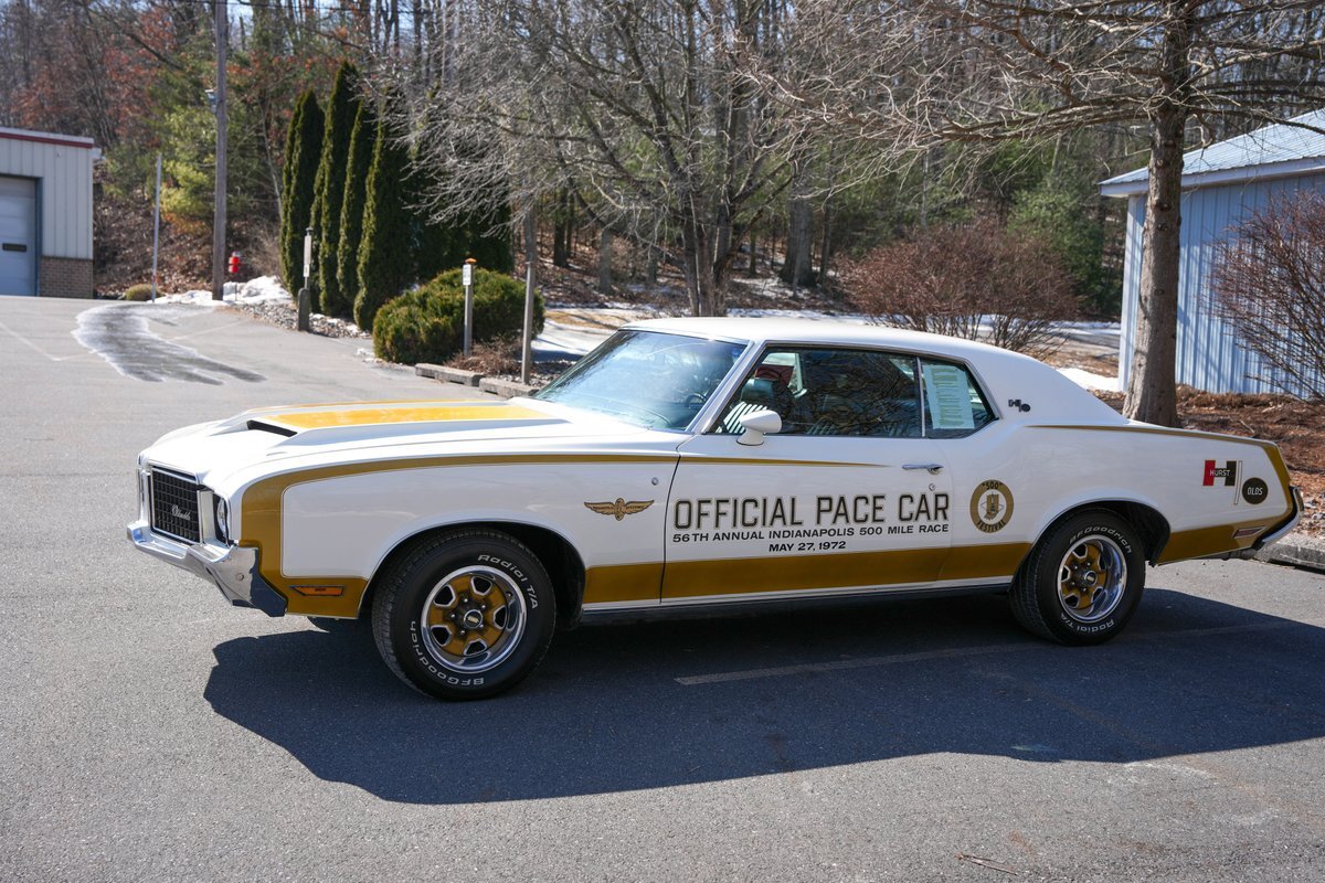 Oldsmobile-Cutlass-HurstOlds-1972-Hardtop-11
