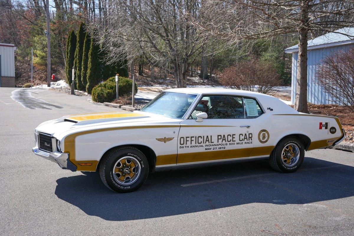 Oldsmobile-Cutlass-HurstOlds-1972-Hardtop-12