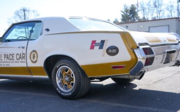 Oldsmobile-Cutlass-HurstOlds-1972-Hardtop-17