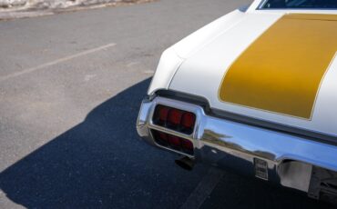 Oldsmobile-Cutlass-HurstOlds-1972-Hardtop-21