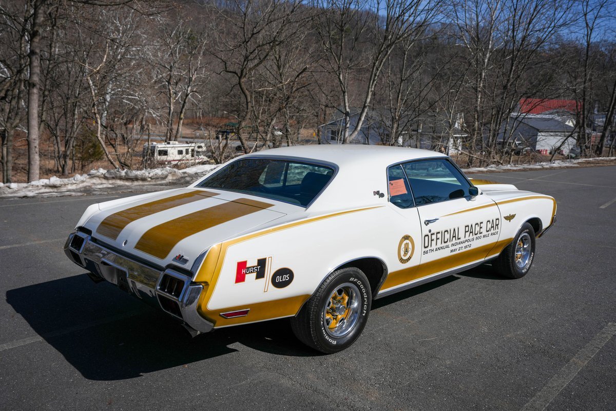 Oldsmobile-Cutlass-HurstOlds-1972-Hardtop-24