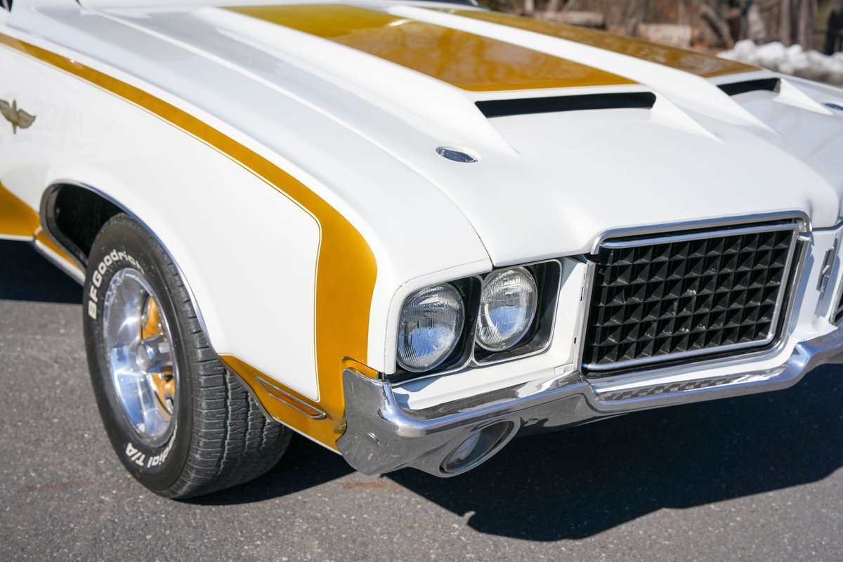 Oldsmobile-Cutlass-HurstOlds-1972-Hardtop-28