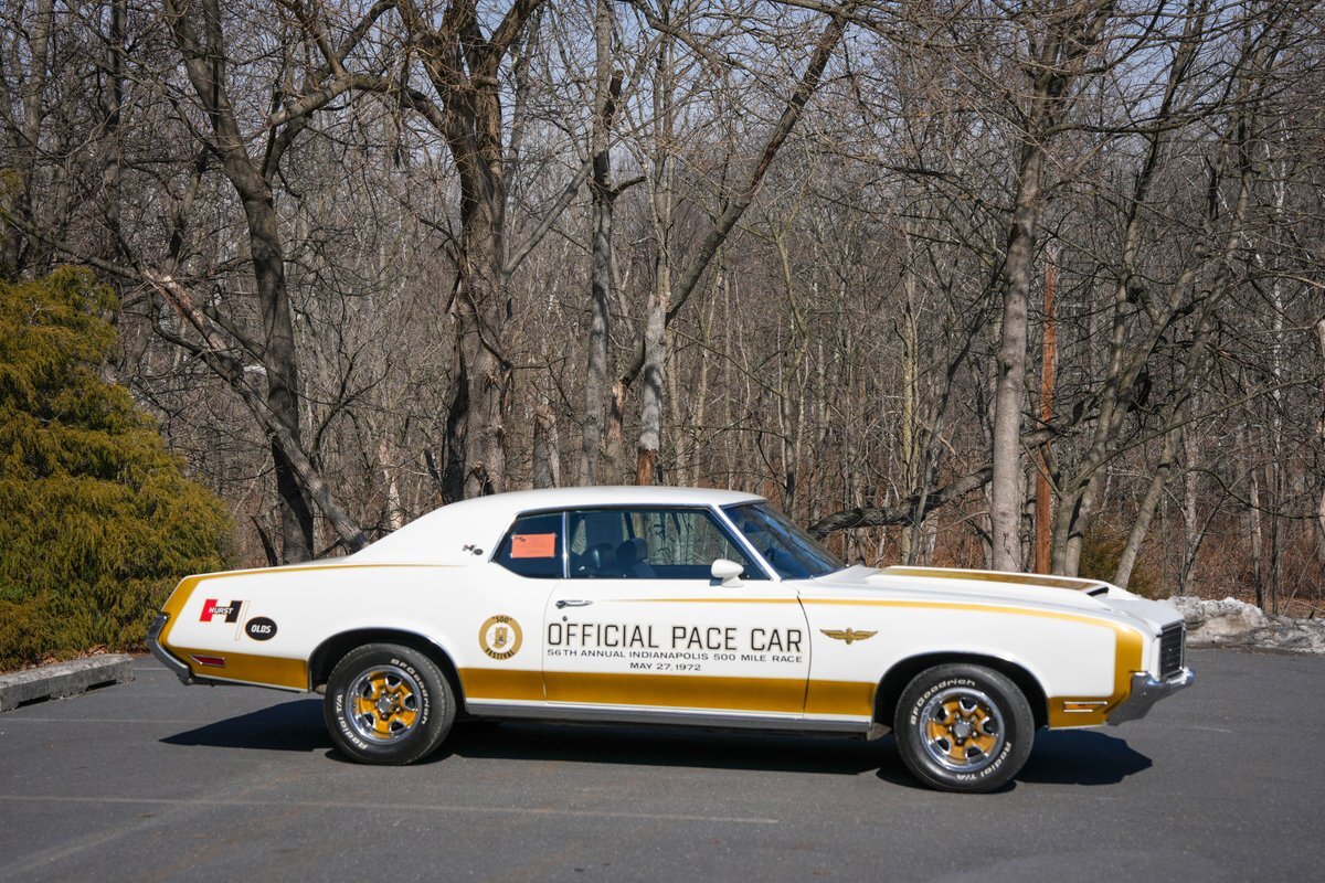 Oldsmobile-Cutlass-HurstOlds-1972-Hardtop-3