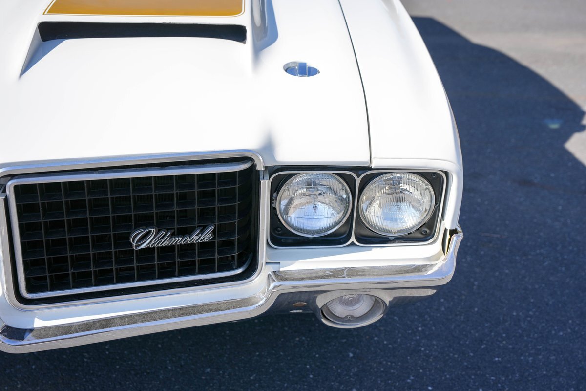 Oldsmobile-Cutlass-HurstOlds-1972-Hardtop-32