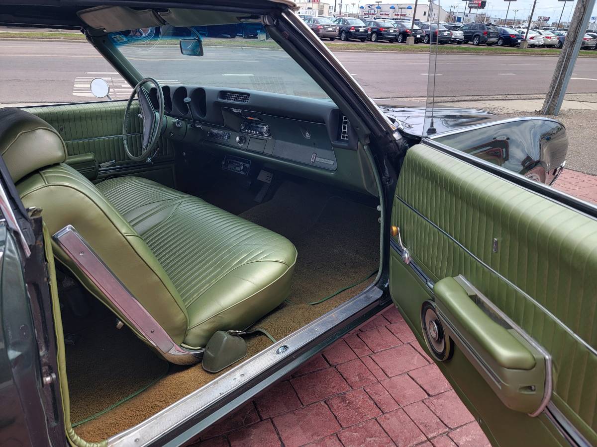 Oldsmobile-Cutlass-convertible-1969-14