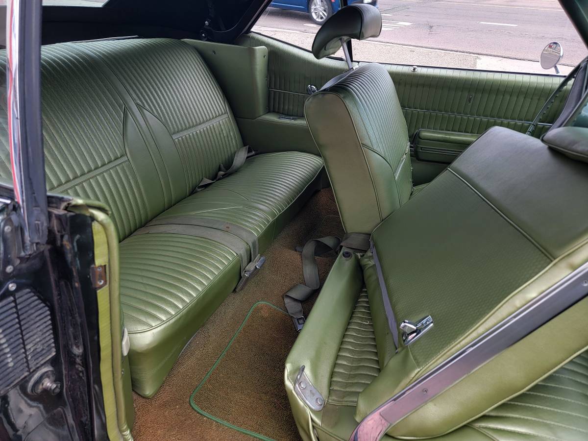 Oldsmobile-Cutlass-convertible-1969-16