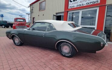 Oldsmobile-Cutlass-convertible-1969-4