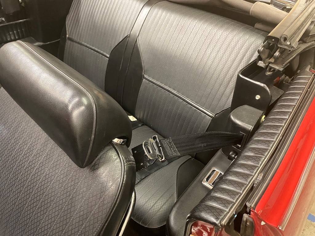 Oldsmobile-Cutlass-convertible-quotsquot-1969-red-10