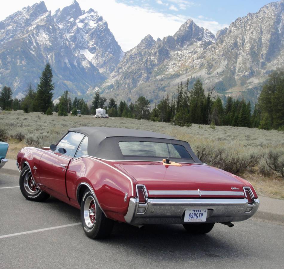 Oldsmobile-Cutlass-convertible-quotsquot-1969-red-4