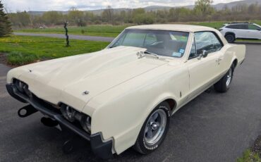 Oldsmobile-Cutlass-supreme-1967