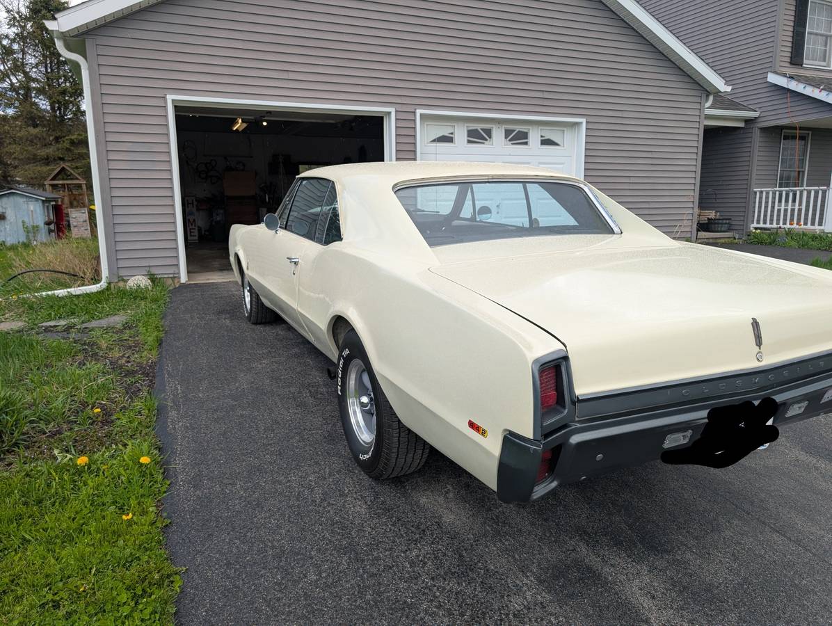 Oldsmobile-Cutlass-supreme-1967-5