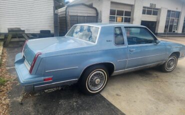 Oldsmobile-Cutlass-supreme-1986-blue-1