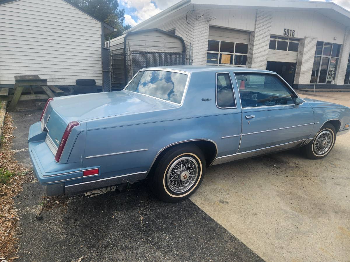 Oldsmobile-Cutlass-supreme-1986-blue-1