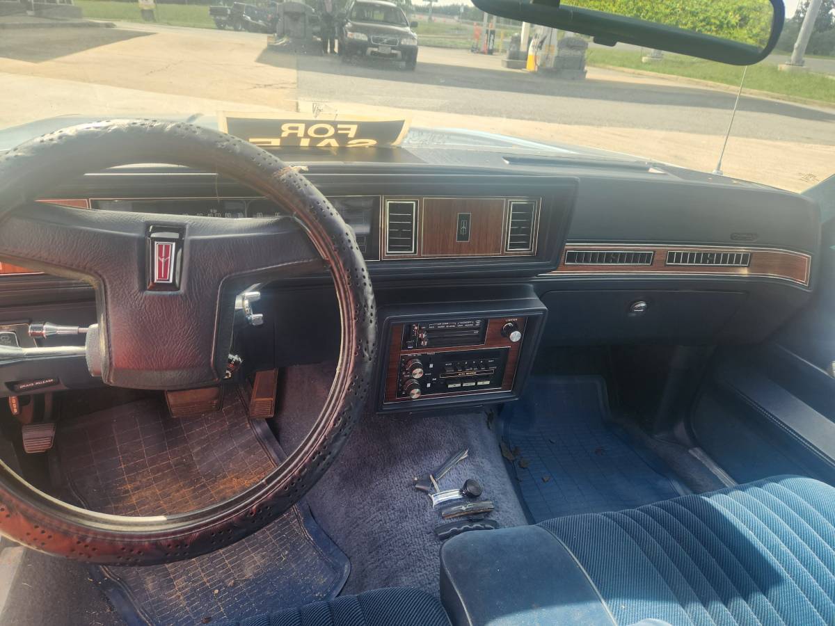 Oldsmobile-Cutlass-supreme-1986-blue-5
