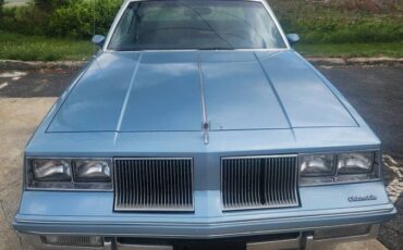 Oldsmobile-Cutlass-supreme-1986-blue-7