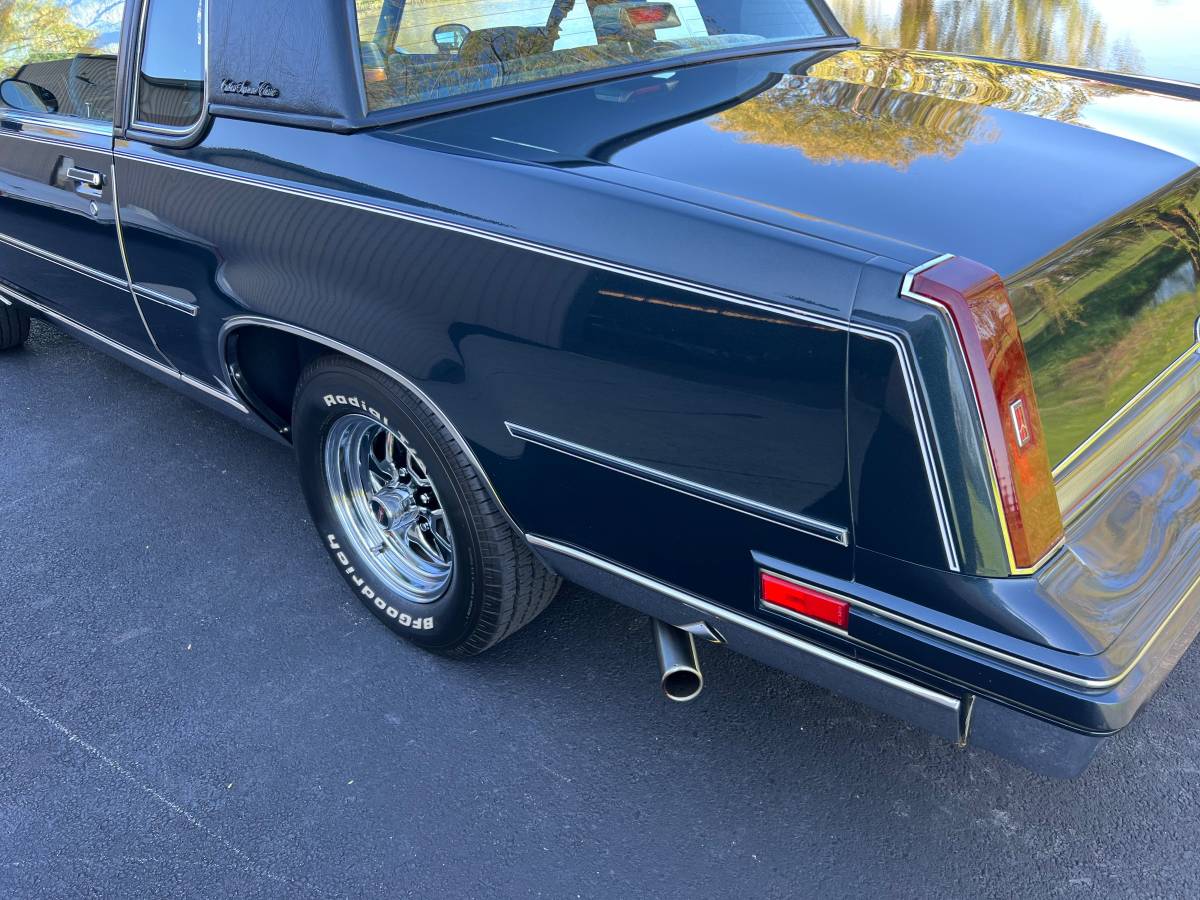 Oldsmobile-Cutlass-supreme-1988-12