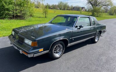 Oldsmobile Cutlass supreme  1988