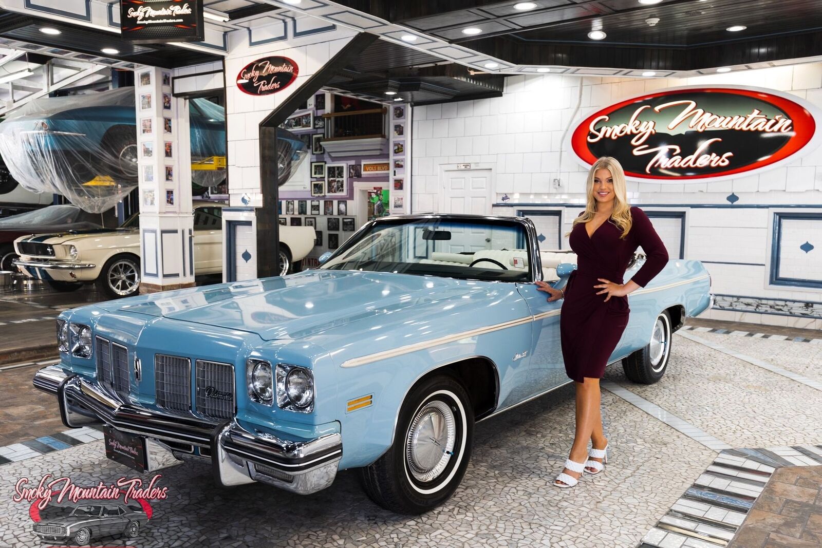 Oldsmobile-Delta-88-1975
