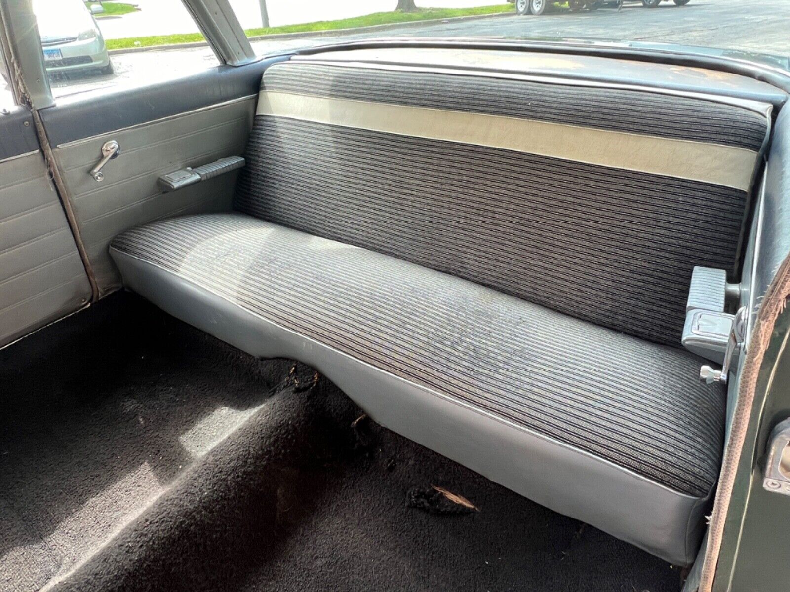 Oldsmobile-Dynamic-88-1961-Limousine-24