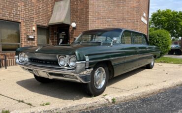 Oldsmobile-Dynamic-88-1961-Limousine