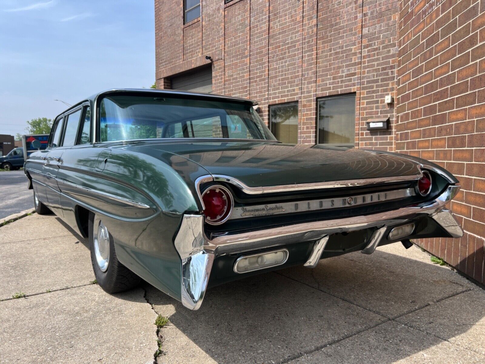 Oldsmobile-Dynamic-88-1961-Limousine-4
