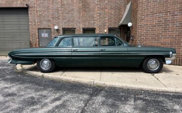 Oldsmobile-Dynamic-88-1961-Limousine-7