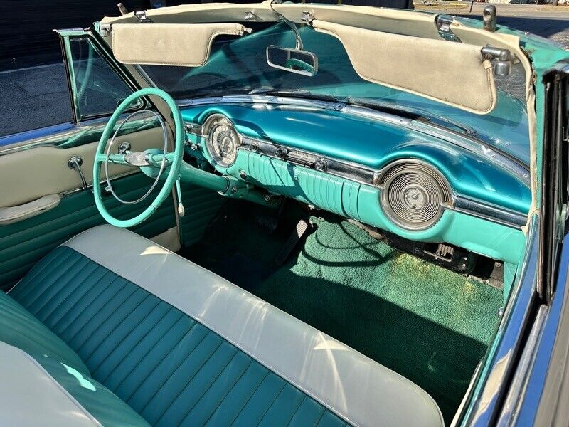 Oldsmobile-Eighty-Eight-1953-Convertible-36