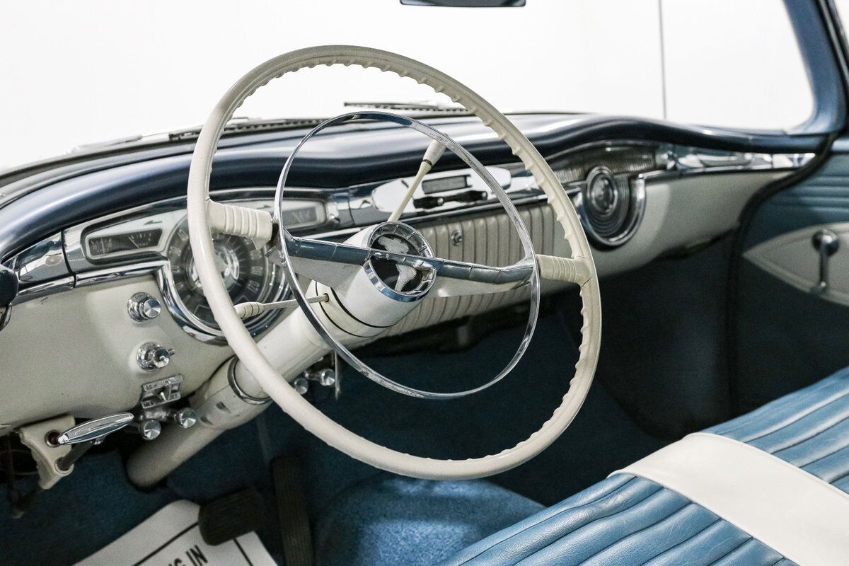 Oldsmobile-Eighty-Eight-1955-Coupe-12