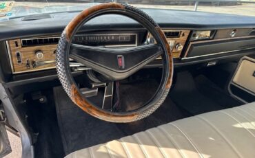 Oldsmobile-Eighty-Eight-1975-Convertible-6