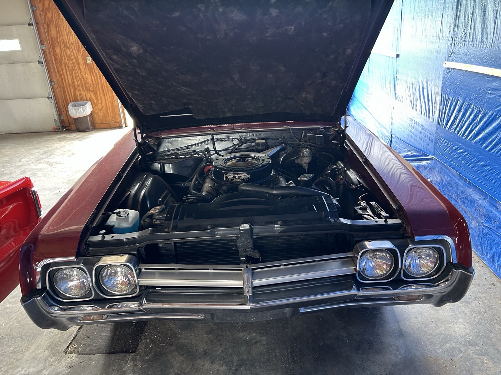 Oldsmobile-F-85-1966-2