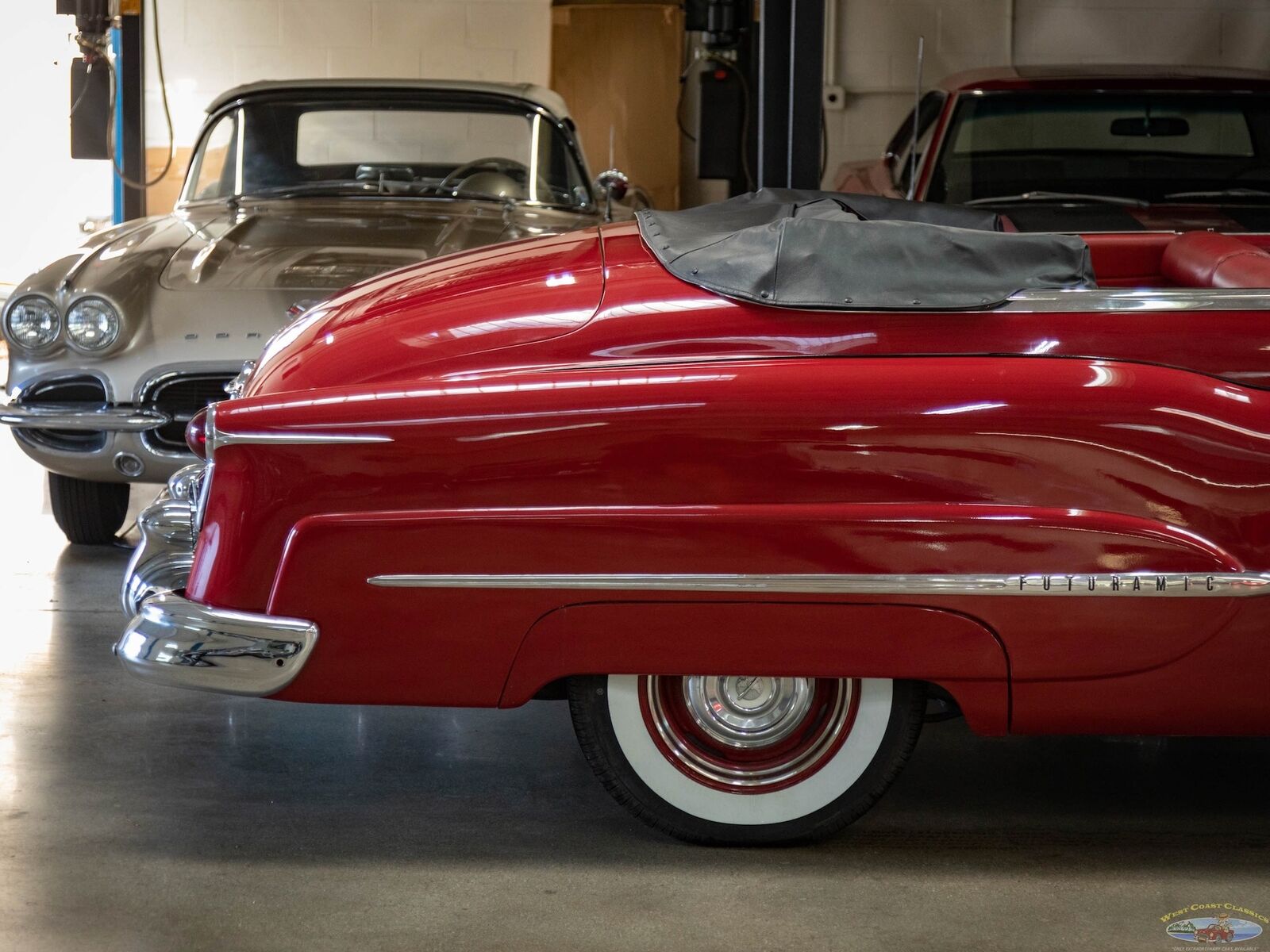 Oldsmobile-Ninety-Eight-1950-2-Door-Convertible-1