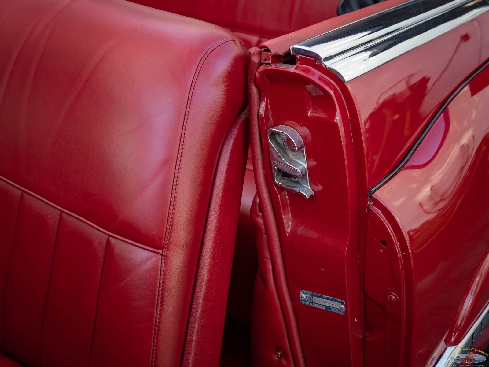 Oldsmobile-Ninety-Eight-1950-2-Door-Convertible-23