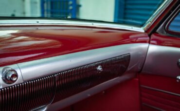 Oldsmobile-Ninety-Eight-1950-2-Door-Convertible-32