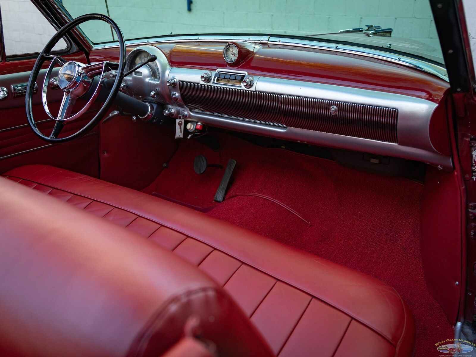Oldsmobile-Ninety-Eight-1950-2-Door-Convertible-33