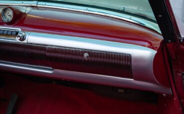Oldsmobile-Ninety-Eight-1950-2-Door-Convertible-35