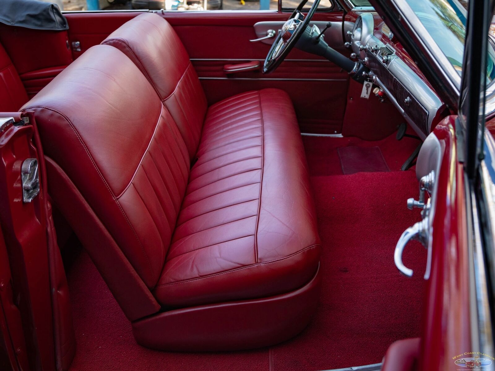 Oldsmobile-Ninety-Eight-1950-2-Door-Convertible-36