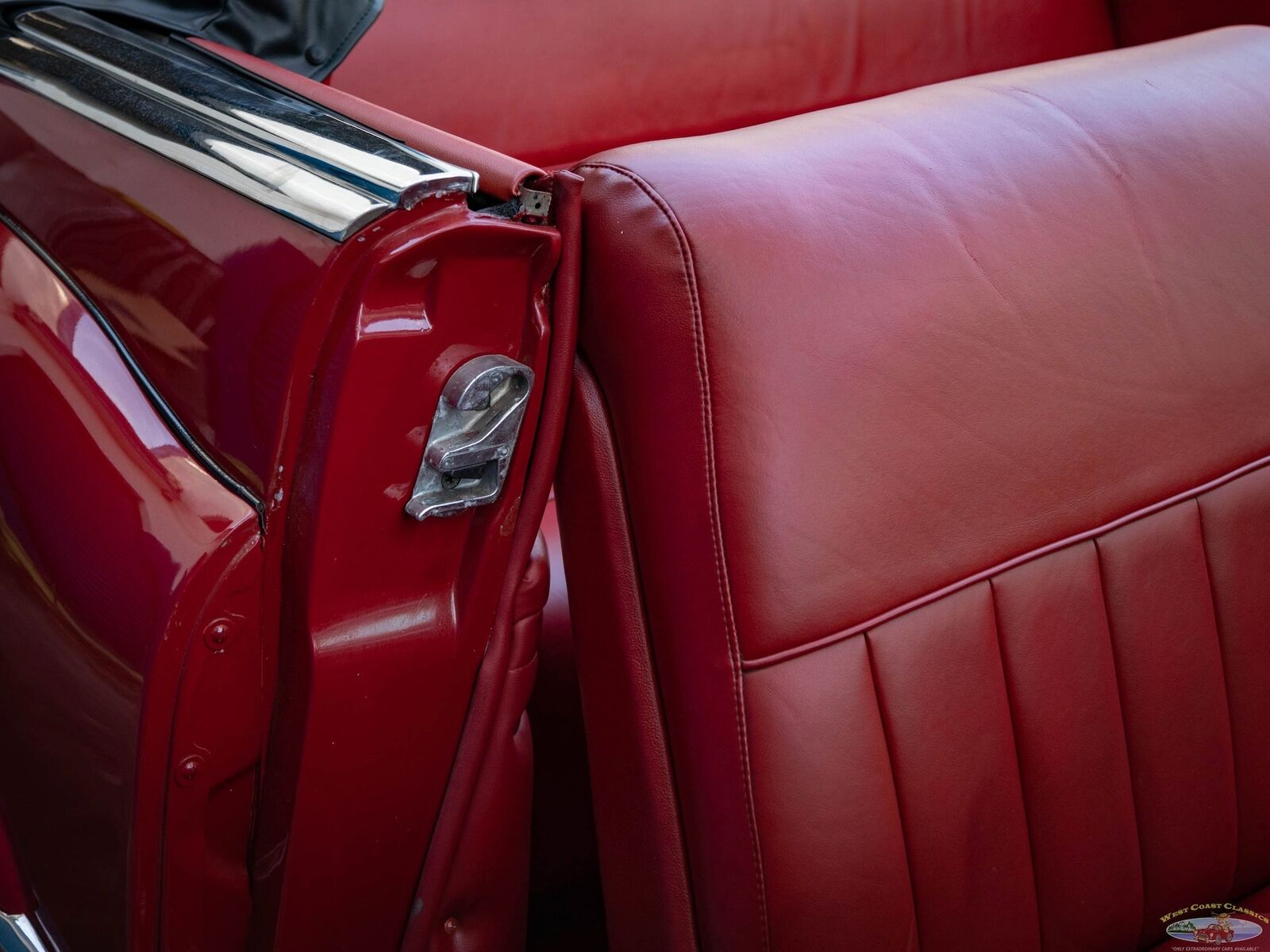 Oldsmobile-Ninety-Eight-1950-2-Door-Convertible-39