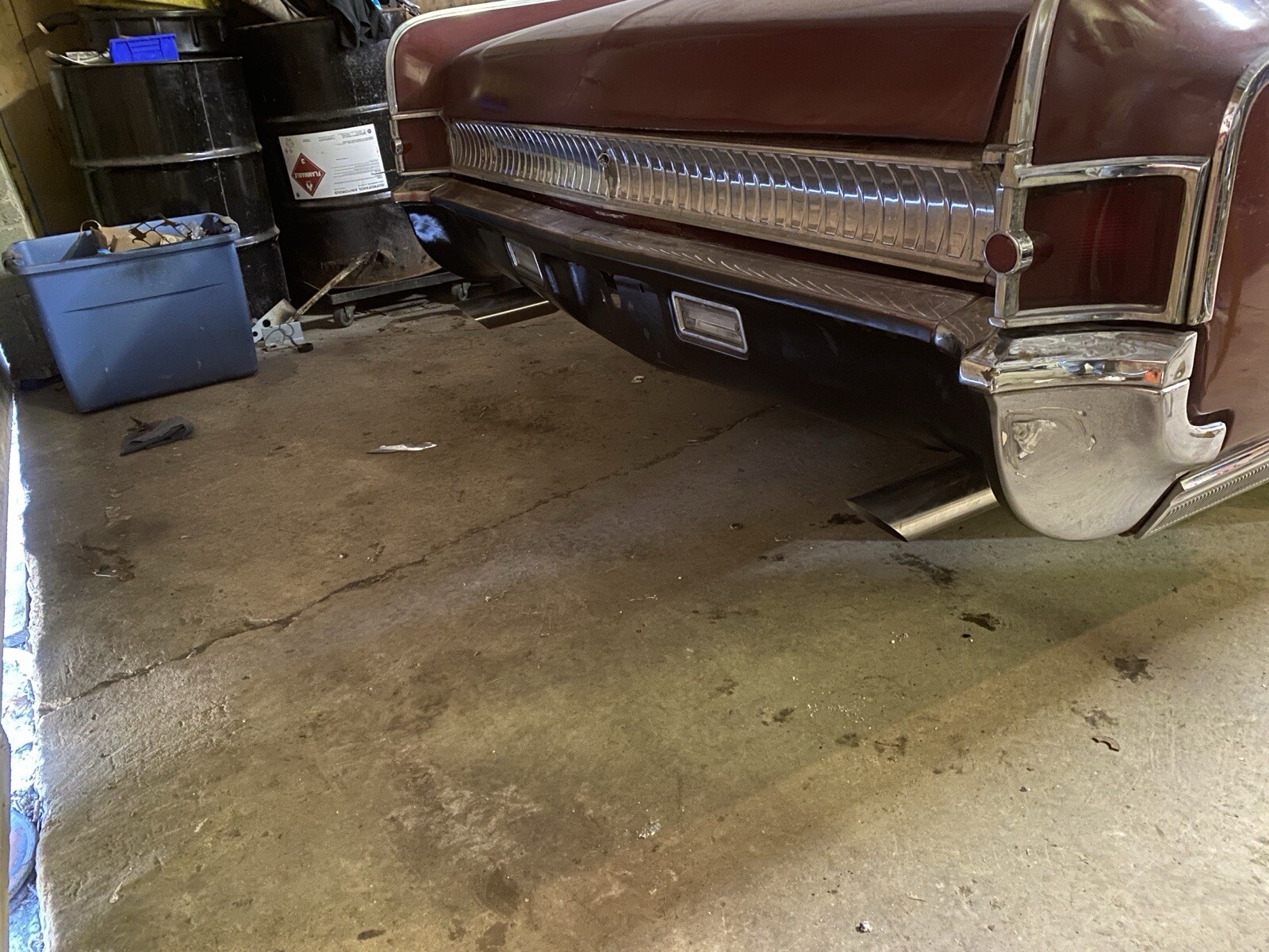 Oldsmobile-Ninety-Eight-1964-11