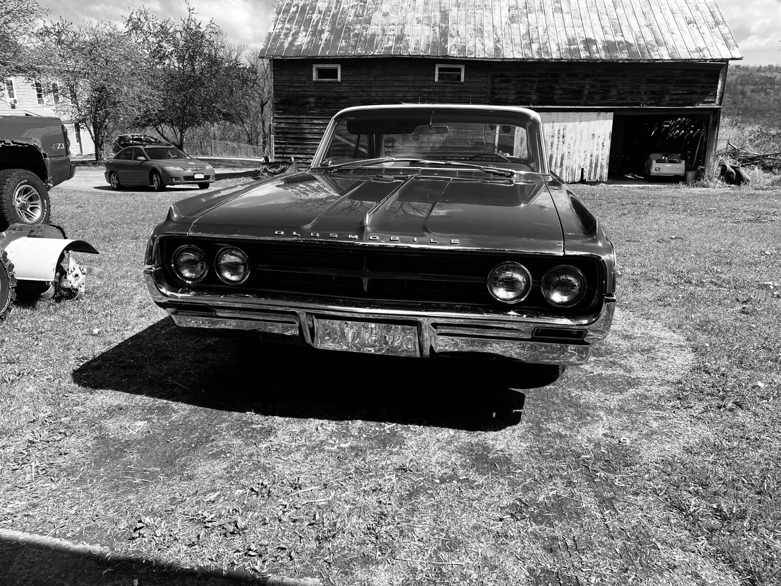 Oldsmobile-Ninety-Eight-1964-12